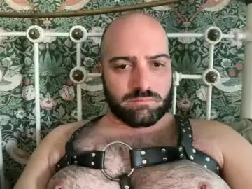 Chaturbate Live Porn of hairyleatherguy