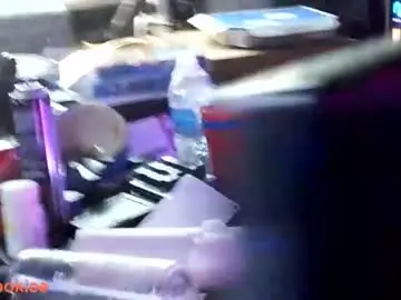 Chaturbate Best live sex cam show of kinky_wookiee