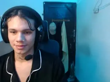 Chaturbate Live Porn of andy_dan1