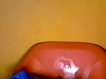 Chaturbate Live Sex of creamyposh1