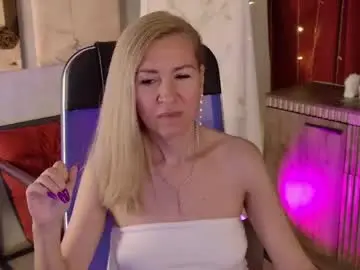 Chaturbate Live Sex Cam of donnasmitth