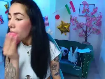 Chaturbate Live Sex Cam of rainy_doll