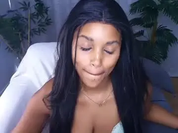 Chaturbate Live Sex Cam of layla_stewartt
