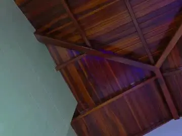 Chaturbate Free Porn Cam of zully_fox