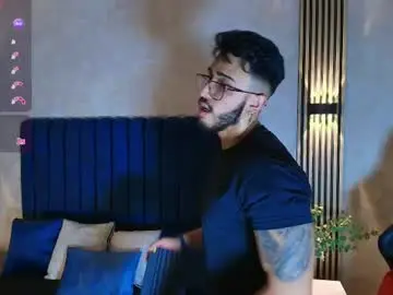 Chaturbate Live Sex Cam of liam_kleiin