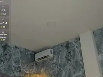 Chaturbate Best live sex cam show of parisi_