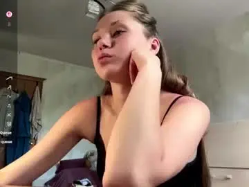 Chaturbate Free Porn Cam of lucindascercy