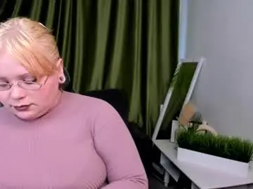 Chaturbate Adult Webcams of stella_brayn