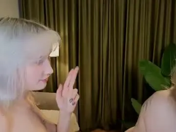 Chaturbate Live Porn of chrome_nova