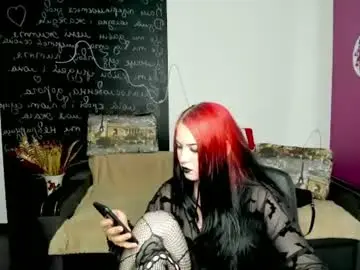 Chaturbate Live Sex Cam of elizabeth_vamp