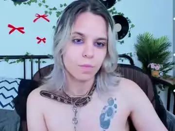 Chaturbate Best live sex cam show of lirabelles