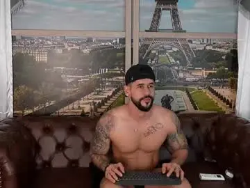Chaturbate Watch Live Sex Cams of petesevans_1