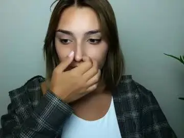 Chaturbate Live Sex Cam of veryveryshygirl