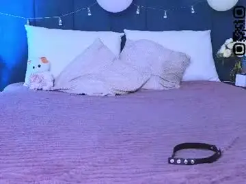Chaturbate Live Porn of angelic_coy