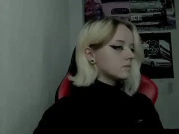 Chaturbate Live Sex Cam of holy_mistresss