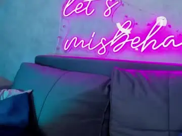 Chaturbate Free Live Porn of sofia_conner