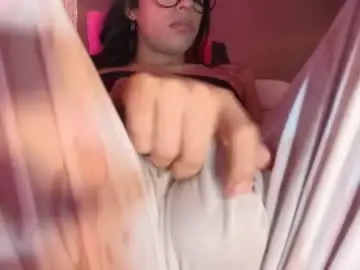 Chaturbate Live Sex Cam of dannadoll69