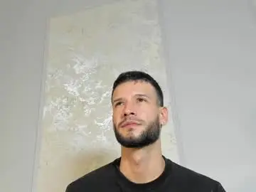 Chaturbate Nude Webcam of jacob_benelli