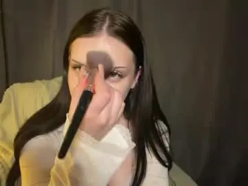Chaturbate Live Porn of mikiklippel