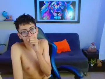Chaturbate Private Sex Chat of alexcum_18