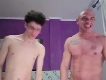 Chaturbate Free Live Porn of twinkanddaddy_69