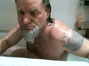 Chaturbate Free Live Porn of mikehunt_44