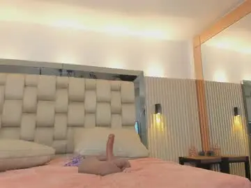 Chaturbate Live Sex Cam of noah_pariss