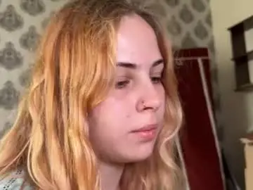 Chaturbate Free Porn Cam of alismoona