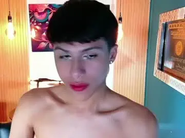 Chaturbate Nude Webcam of carolinejesh