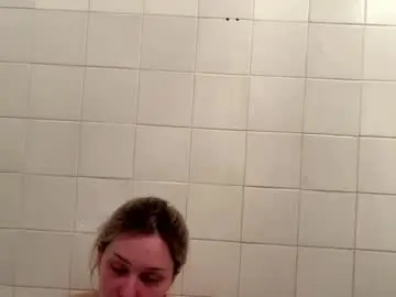 Chaturbate Live Sex Cam of lavadahazeltine