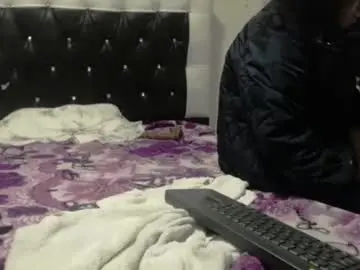Chaturbate Watch Live Sex Cams of vivian_walt_