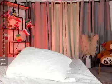 Chaturbate Live Sex Cam of amber_maxwell