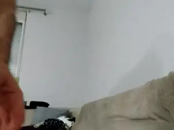 Chaturbate Nude Webcam of boy_aroundtheworld