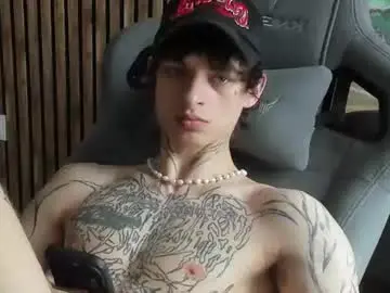 Chaturbate Live Sex of oliverrgroove
