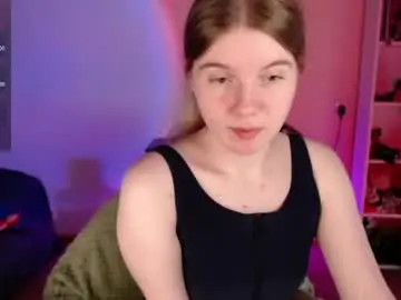Chaturbate Nude Webcam of strawberry_juli