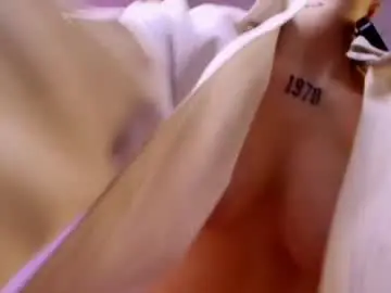 Chaturbate Sex Cam of benn_ulus
