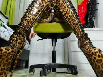 Chaturbate Watch Live Sex Cams of mistresstiffany69
