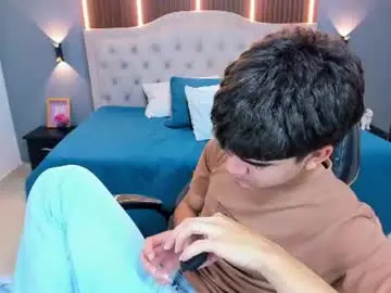 Chaturbate Live Porn of tommy18__