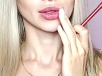 Chaturbate Live Sex Cam of erikagavin