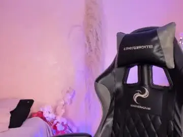 Chaturbate Live Sex Cam of juliethmosss