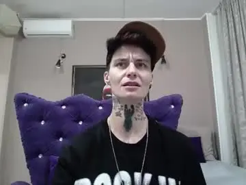 Chaturbate Adult Video Chat of kennyvibe
