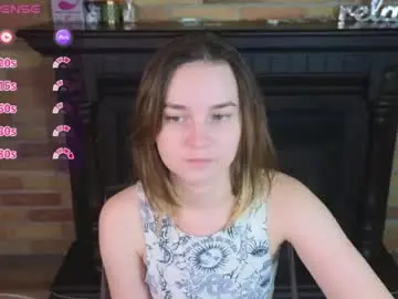 Chaturbate Live Sex Cam of ellie_babyy