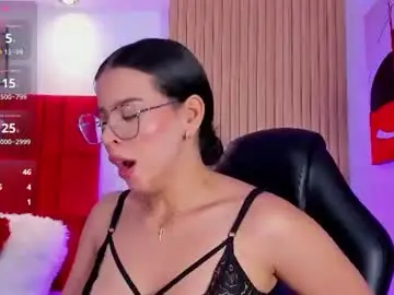 Chaturbate Free Porn Cam of lunamillers_
