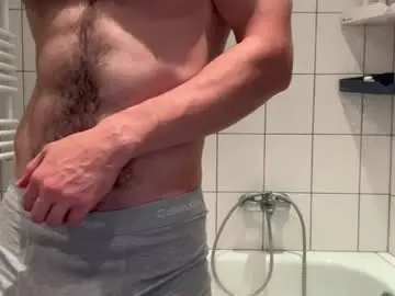 Chaturbate Live Sex Cam of musclehair3