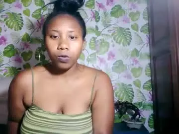 Chaturbate Nude Webcam of sanyah513