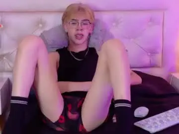 Chaturbate Free Live Porn of kim_adrien