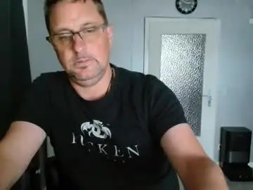 Chaturbate Live Porn of wirzwei8883