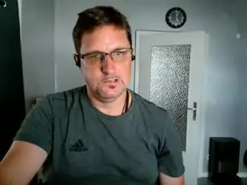 Chaturbate Adult Video Chat of wirzwei8883