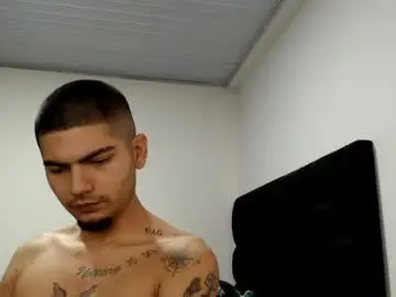 Chaturbate Adult Webcams of skinny_badboy