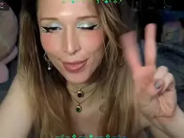 Chaturbate Live Sex Cam of xaevynne